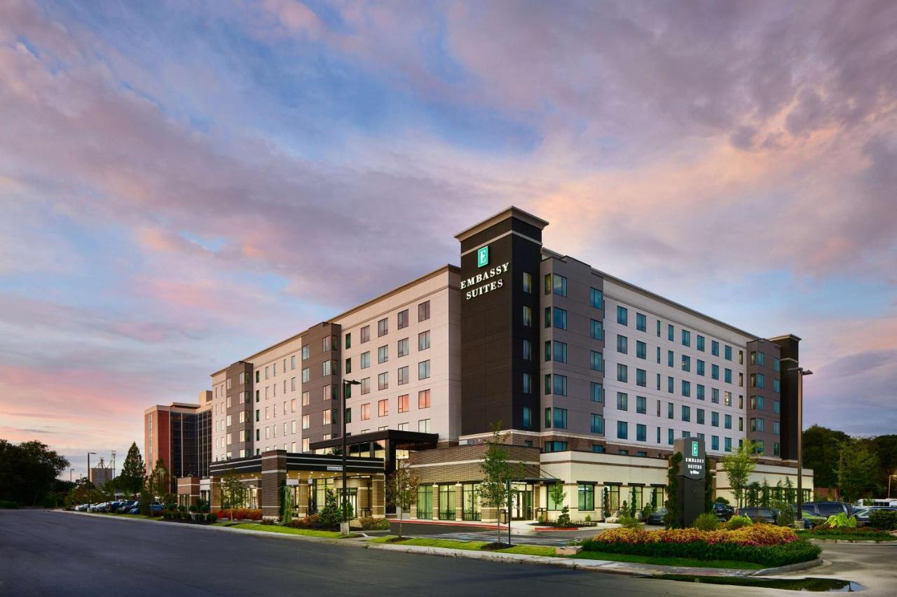 Embassy Suites By Hilton Atlanta Airport North Exterior photo